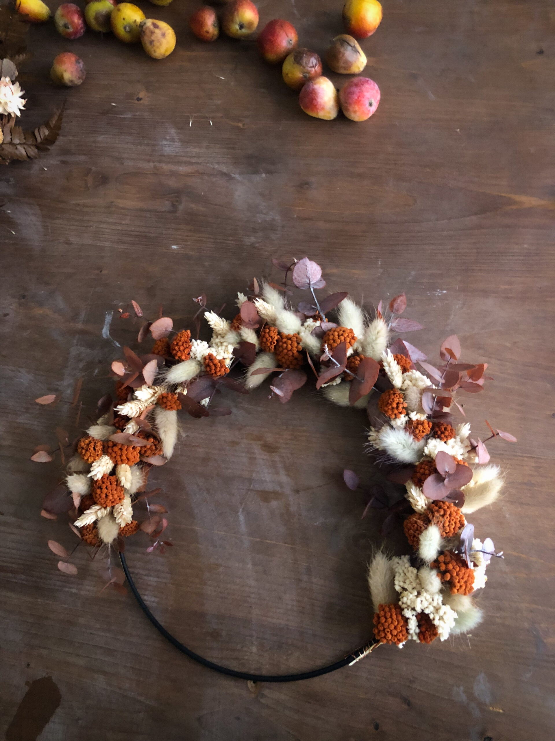 couronne de fleurs séchées décoration murale hiver avent noël idée cadeau toulouse fleuriste