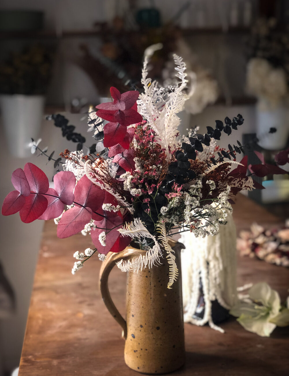 bouquet de fleurs séchées et stabilisé noël rouge vert blanc toulouse fleuriste